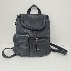 TIGNANELLO Black Pebbled LEATHER Black Backpack Adjustable Straps Purse Bag